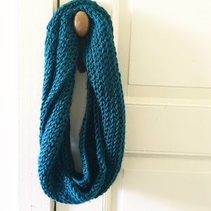Hand knit scarf